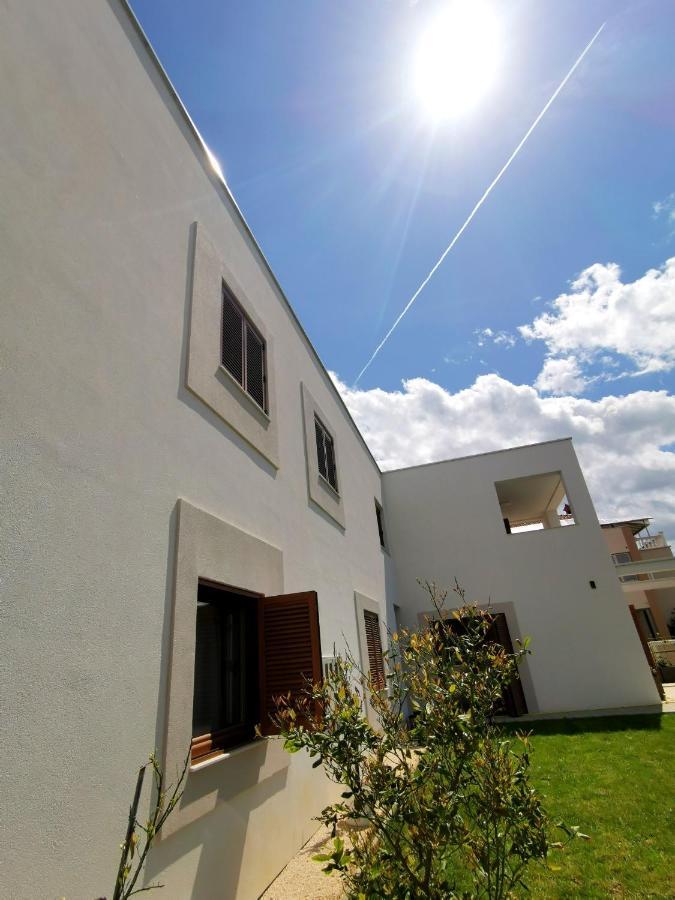 ורסי Apartments Leticia מראה חיצוני תמונה