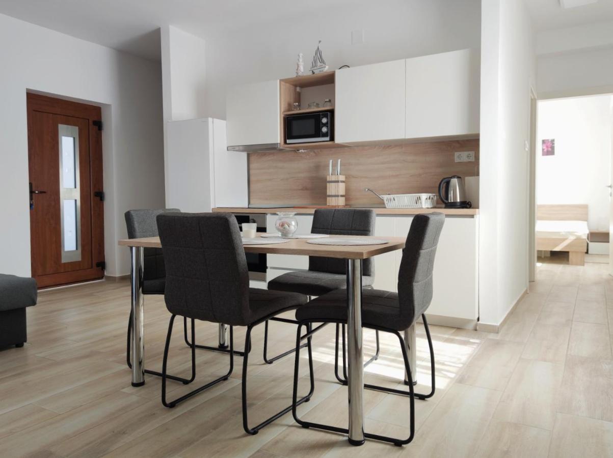 ורסי Apartments Leticia מראה חיצוני תמונה