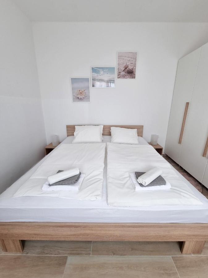 ורסי Apartments Leticia מראה חיצוני תמונה