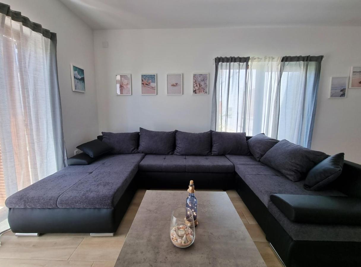 ורסי Apartments Leticia מראה חיצוני תמונה