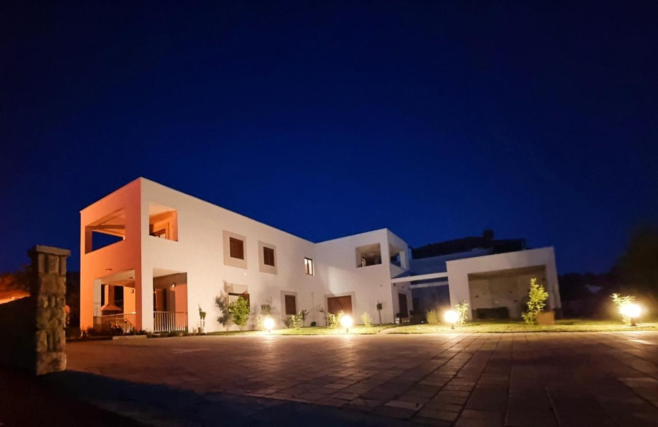 ורסי Apartments Leticia מראה חיצוני תמונה