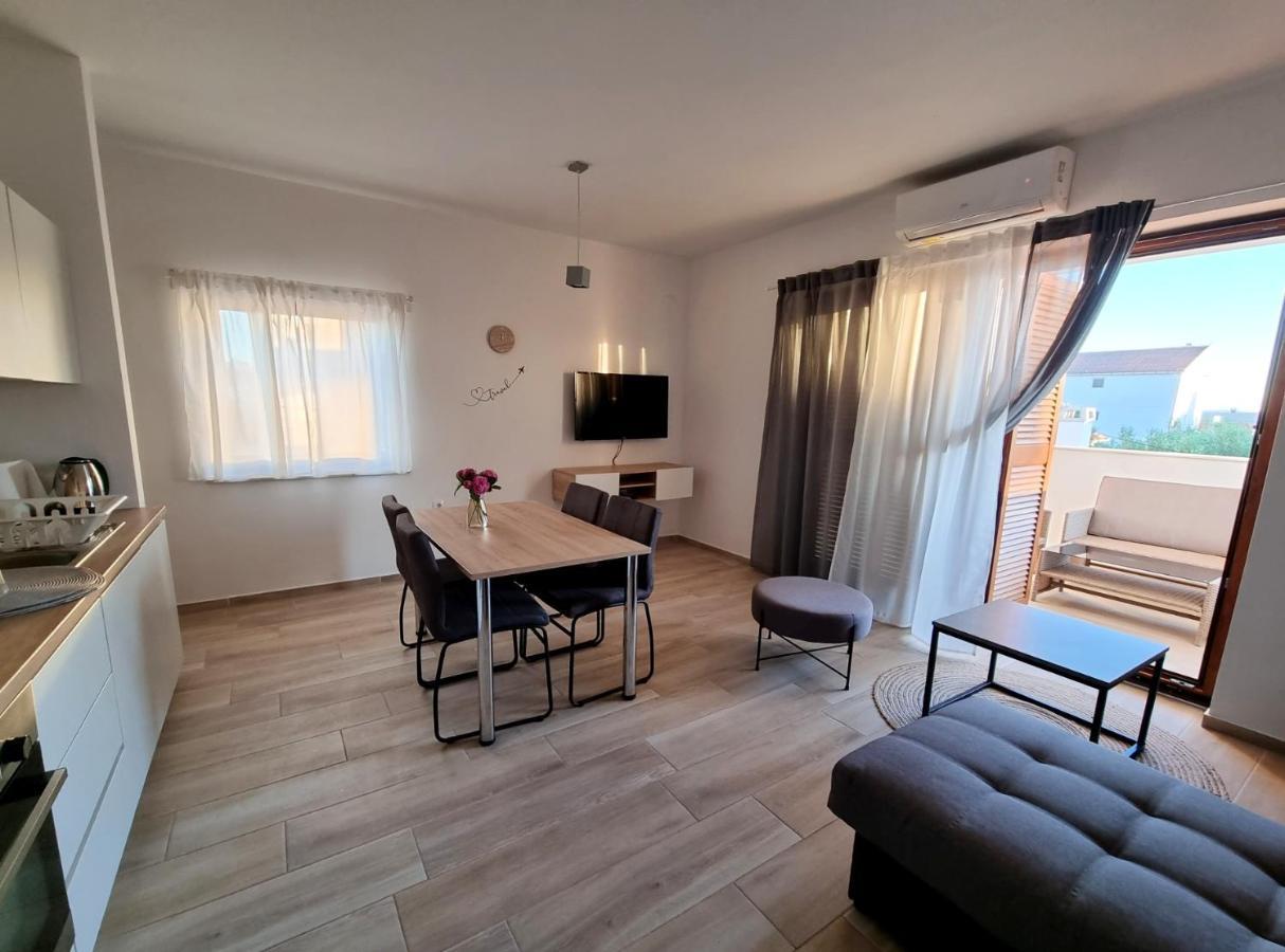 ורסי Apartments Leticia מראה חיצוני תמונה